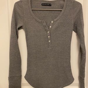 Abercrombie & Fitch Waffle Henley Shirt in grey